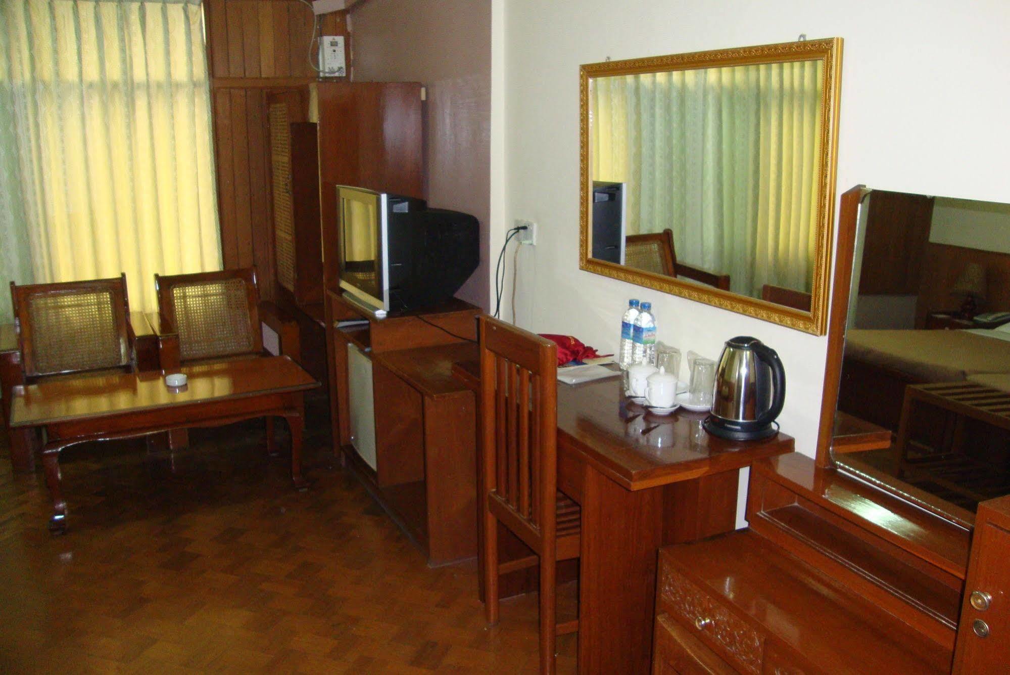 Nadi Myanmar Hotel مانديلاي المظهر الخارجي الصورة