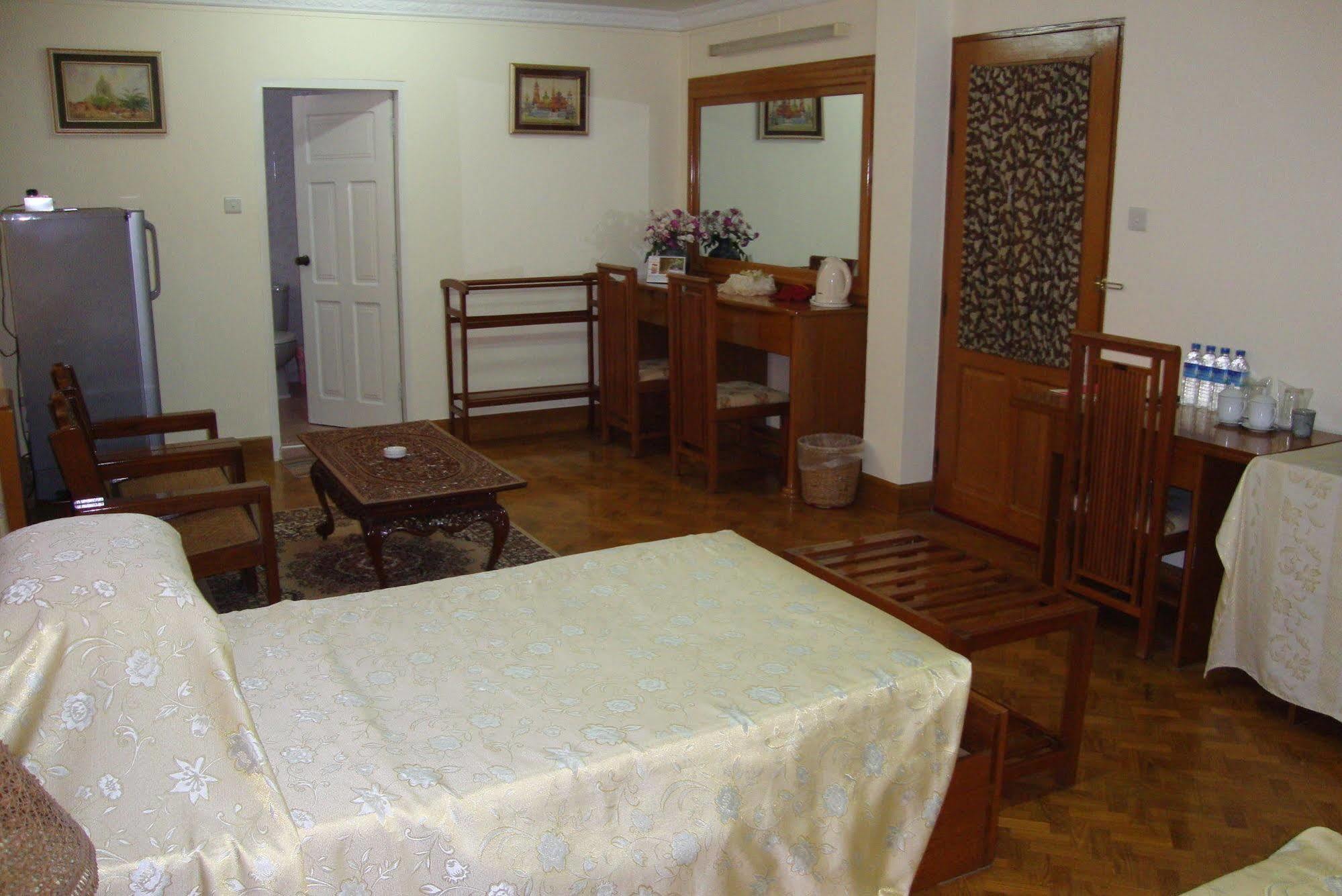 Nadi Myanmar Hotel مانديلاي المظهر الخارجي الصورة