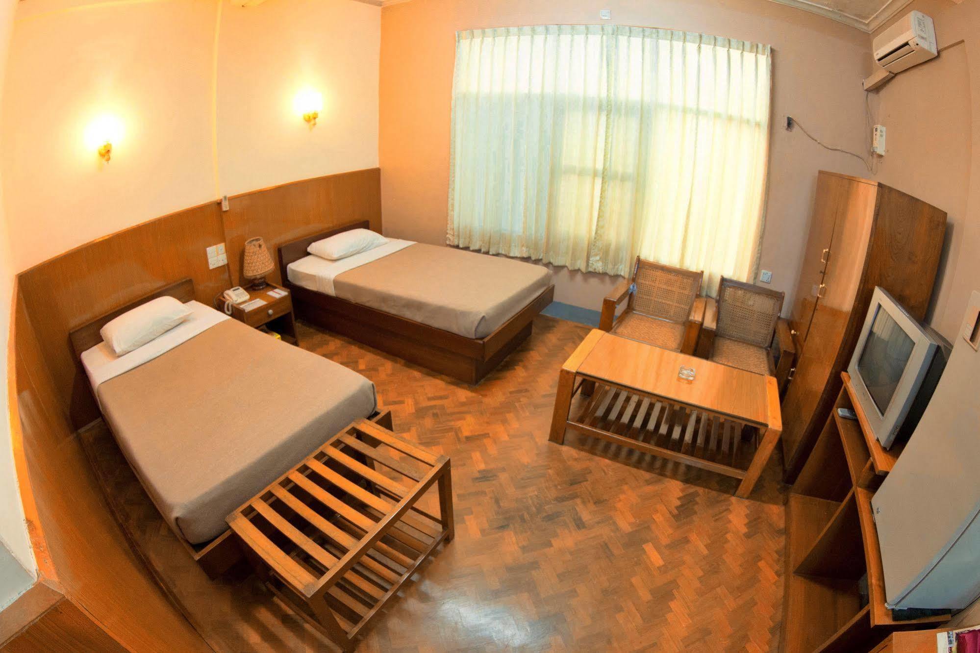 Nadi Myanmar Hotel مانديلاي المظهر الخارجي الصورة